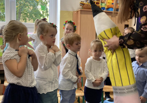 Dzieci z grupy "Pszczółki" są także pasowane na przedszkolaka.