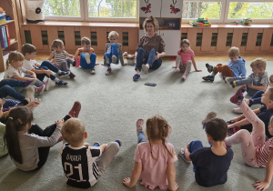 Mrówki biorą udział w zajęciach języka angielskiego.