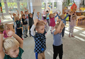 Zabawy ruchowe, bo to najlepszy sposób na poprawę nastroju.
