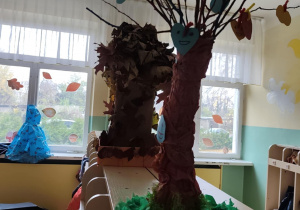 Praca wykonana w konkursie rodzinnym "Magiczne drzewo".