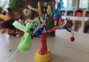 Praca wykonana w konkursie rodzinnym "Magiczne drzewo".