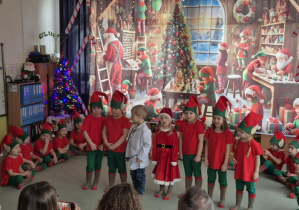 dzieci występują przed rodzicami.