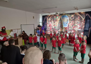 Małe gwiazdki pokazały swoją kreatywność i talent, zachwycając wszystkich obecnych.