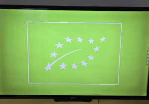 Listek, którym oznacza się produkty ekologiczne w sklepach.