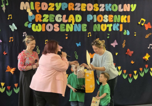 Otrzymanie nagrody.